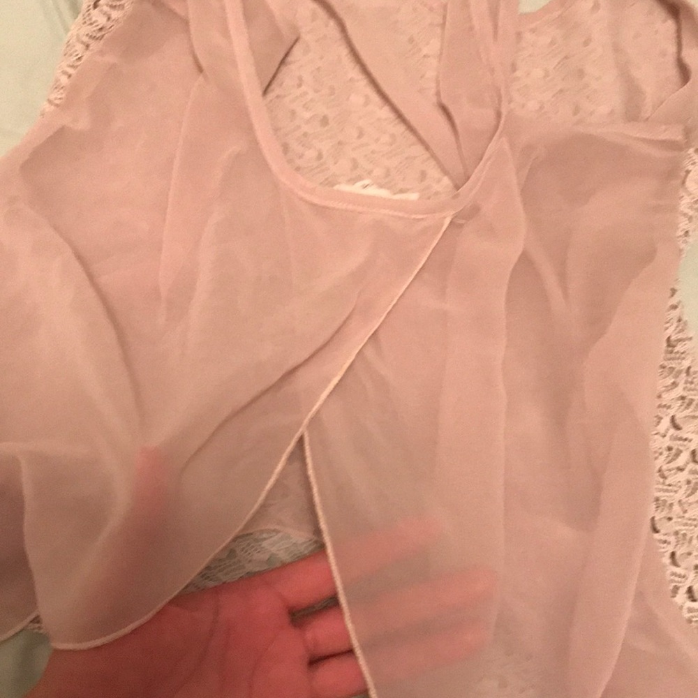 Beige blouse - Picture 3 of 3